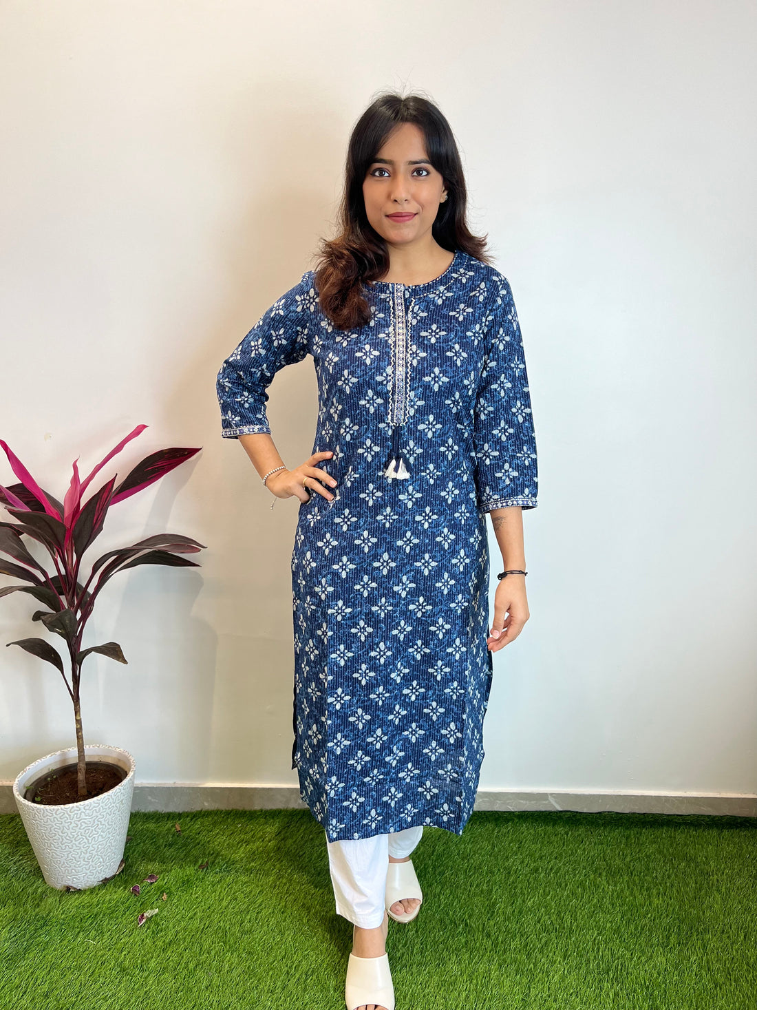 Round Tassle Kurti